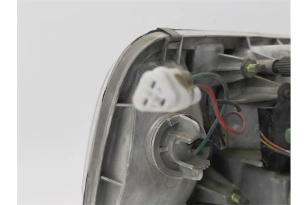 Recambio de faro delantero izquierdo para suzuki vitara (se/sf/et) 1.6 i 16v (et, ta02) referencia OEM IAM 3530060A21  