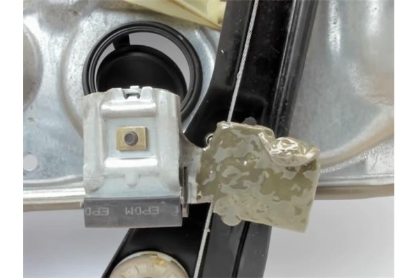 Recambio de elevalunas electrico delantero izquierdo para volkswagen polo iv (9n1) referencia OEM IAM 6Q4837755  