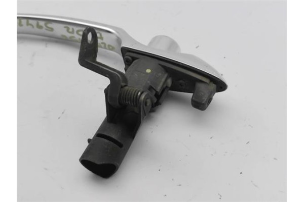 Recambio de maneta exterior delantero derecha para alfa romeo 156 (116) 2.4 jtd referencia OEM IAM 156056369  