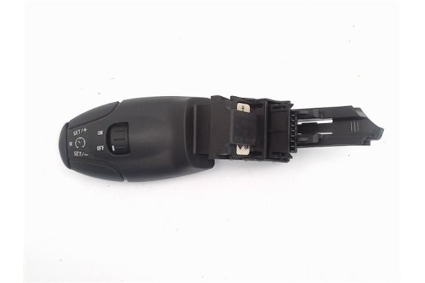 Recambio de mando multifuncion para peugeot 407 referencia OEM IAM 9641796480  