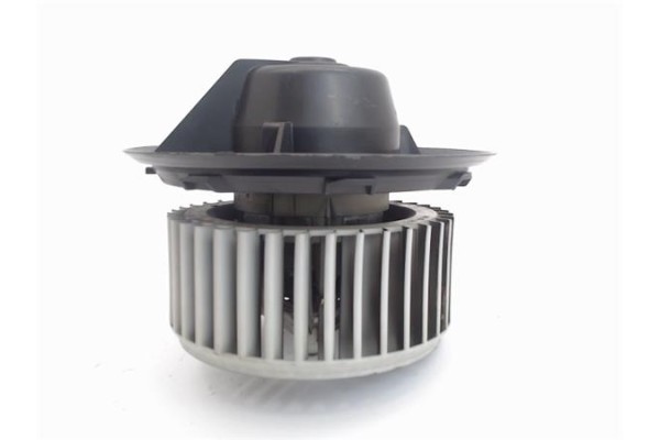 Recambio de motor calefaccion para fiat bravo (182) 1.8 16v / 16v 115 gt referencia OEM IAM 90225  