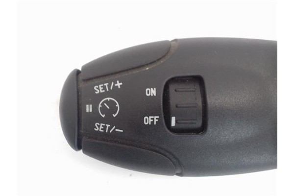 Recambio de mando multifuncion para peugeot 407 referencia OEM IAM 9641796480  