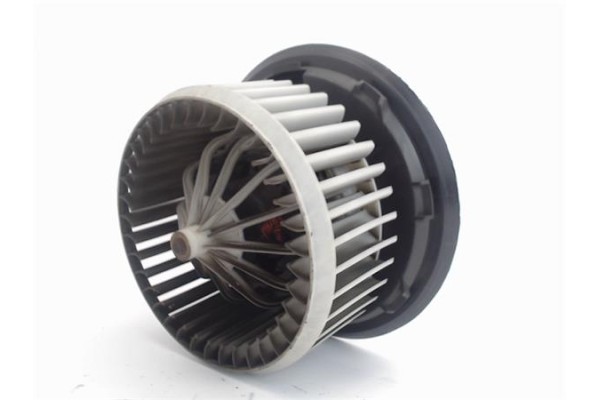 Recambio de motor calefaccion para fiat bravo (182) 1.8 16v / 16v 115 gt referencia OEM IAM 90225  