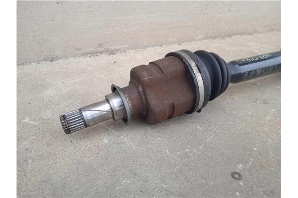 Recambio de palier delantero derecho para opel corsa d 1.3 cdti referencia OEM IAM 93169657 95524444 