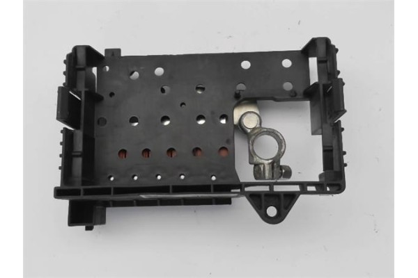 Recambio de cable positivo bateria para opel astra j 1.6 referencia OEM IAM 13302305  