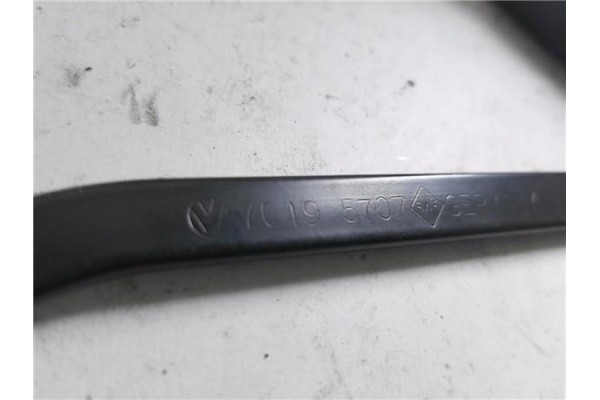 Recambio de brazo limpiaparabrisas trasero para volkswagen transporter iv furgón (70xa) 2.5 tdi referencia OEM IAM 7C195707  