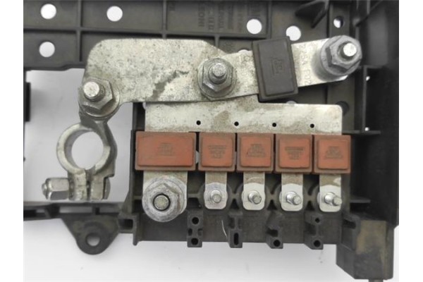 Recambio de cable positivo bateria para opel astra j 1.6 referencia OEM IAM 13302305  