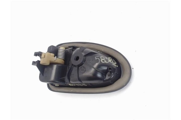 Recambio de manilla int. puerta delantero derecha para renault megane i (ba0/1_) 1.6 16v (ba11, ba04, ba0b, ba1j) referencia OEM