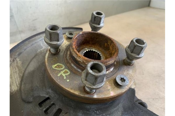 Recambio de mangueta delantero derecha para renault clio v 1.0 business referencia OEM IAM 400142942R  