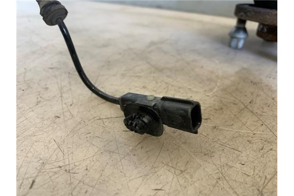 Recambio de mangueta delantero derecha para renault clio v 1.0 business referencia OEM IAM 400142942R  