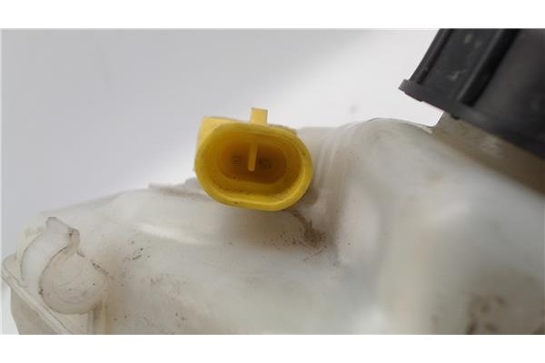 Recambio de bomba freno para opel astra j 1.7 cdti referencia OEM IAM 3350890241 558404 