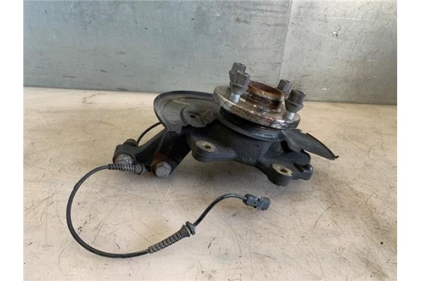 Recambio de mangueta delantero izquierda para renault clio v 1.0 business referencia OEM IAM 400152588R  