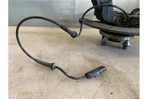 Recambio de mangueta delantero izquierda para renault clio v 1.0 business referencia OEM IAM 400152588R  