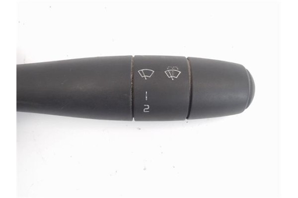 Recambio de mando limpiaparabrisas para opel vivaro 1.9 dti referencia OEM IAM 8200490948 93856810E 