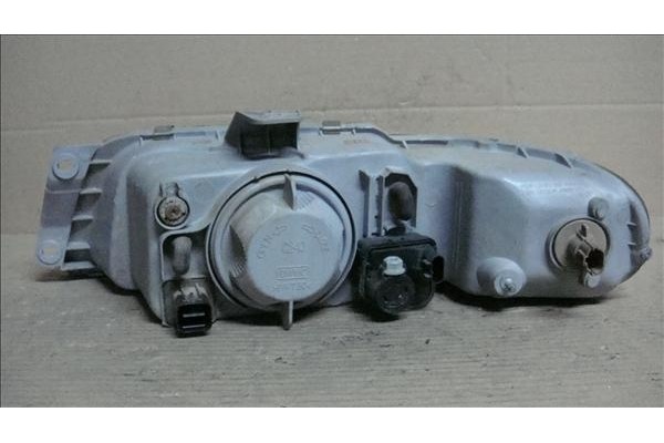 Recambio de faro delantero dcho para daewoo nubira sedán (klaj) referencia OEM IAM   
