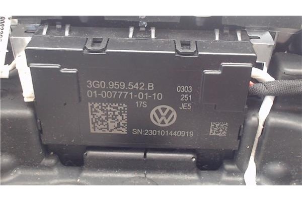 Recambio de cuadro completo para volkswagen passat berlina (3b3) 1.6 referencia OEM IAM 3B0920805 VDO110080051 