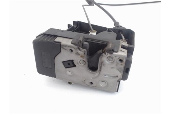 Recambio de cierre electromagnetico delantero izquierdo para opel vivaro 1.9 dti referencia OEM IAM 8200008246 91166237 