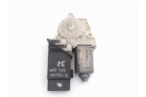 Recambio de elevalunas electrico delantero derecho para seat toledo (1m2) referencia OEM IAM (1C1959802A) (9776101436-203) 1C195