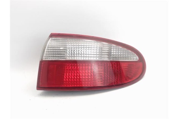 Recambio de piloto trasero derecho para daewoo lacetti sin definir referencia OEM IAM   