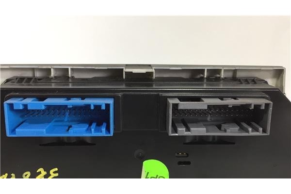 Recambio de mandos climatizador para opel astra h berlina 1.8 referencia OEM IAM 13122963 901512400003 