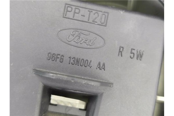 Recambio de piloto trasero derecho para ford fiesta iv (ja_, jb_) 1.25 i 16v referencia OEM IAM 96FG13N004AA  