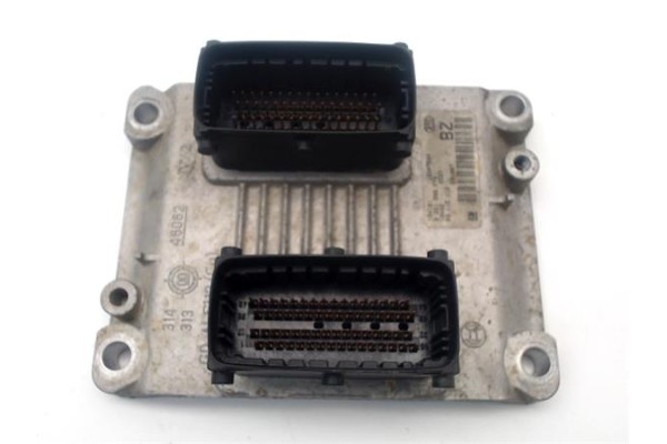 Recambio de piloto trasero derecho para ford fiesta iv (ja_, jb_) 1.25 i 16v referencia OEM IAM 96FG13N004AA  