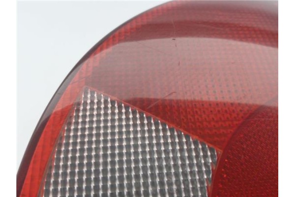 Recambio de piloto trasero derecho para ford fiesta iv (ja_, jb_) 1.25 i 16v referencia OEM IAM 96FG13N004AA  