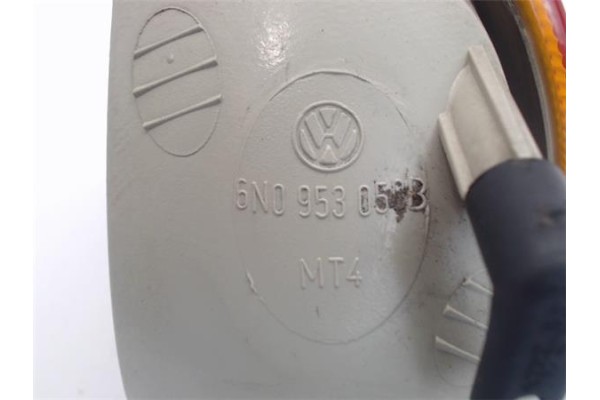 Recambio de intermitente delantero dcho para volkswagen polo iii (6n1) 60 1.4 referencia OEM IAM 6N0953050B  6N0953042B , AUDI |