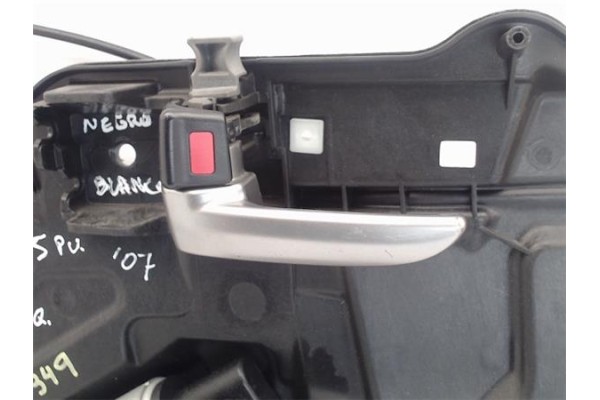 Recambio de elevalunas electrico delantero izquierdo para mazda 3 berlina (bk) referencia OEM IAM BP4K5997XG  