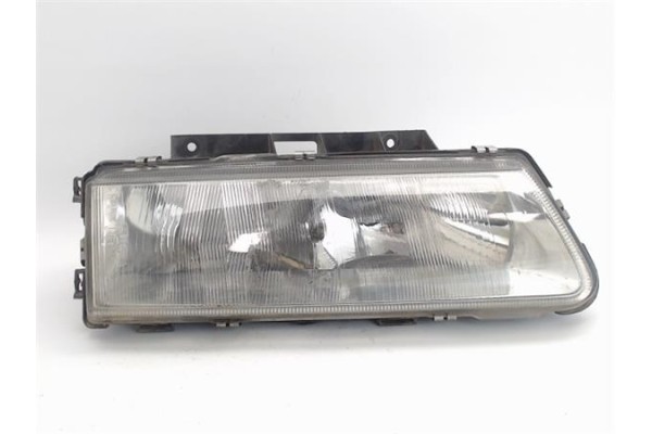 Recambio de faro delantero izquierdo para citroen xantia berlina referencia OEM IAM   