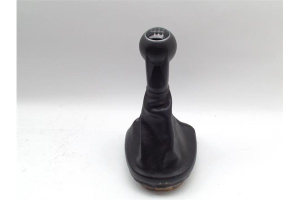 Recambio de pomo palanca cambio para seat leon (1p1)(05.2005) 2.0 linea r [2,0 ltr. - 147 kw 16v t fsi] referencia OEM IAM   