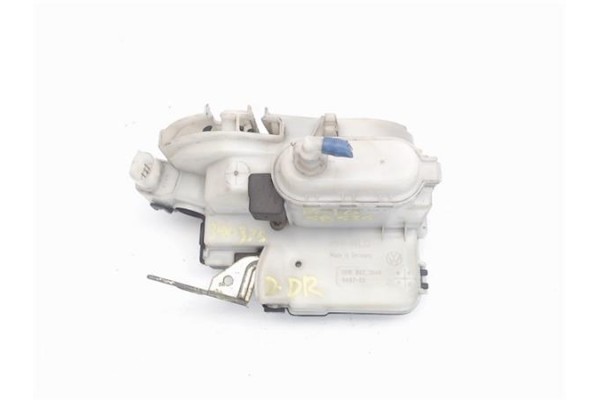 Recambio de cierre electromagnetico delantero derecho para volkswagen polo iii (6n1) 60 1.4 referencia OEM IAM 6N1837016D 1HM862