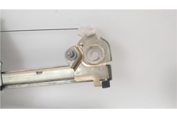 Recambio de mecanismo elevalunas delantero izquierdo para citroen xantia berlina referencia OEM IAM 9221F8  