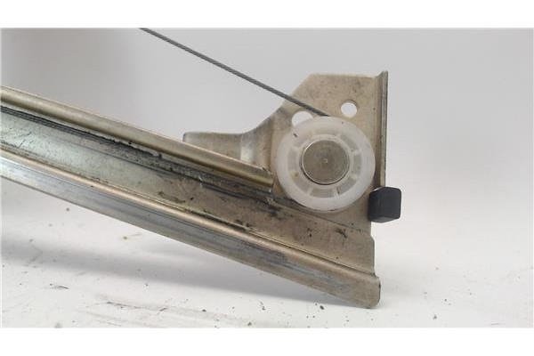 Recambio de mecanismo elevalunas delantero izquierdo para citroen xantia berlina referencia OEM IAM 9221F8  