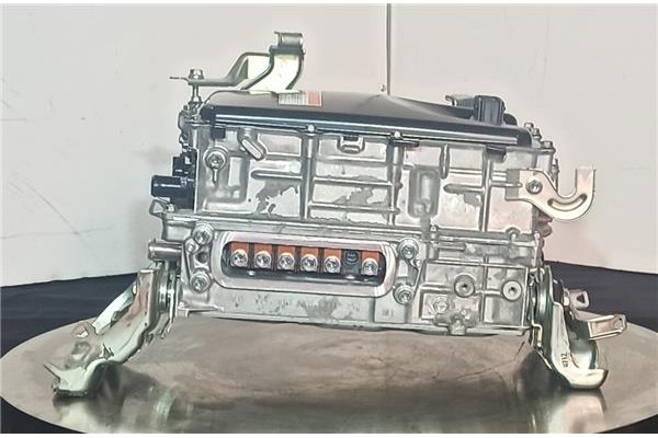 Recambio de inversor de carga para toyota corolla (e21) híbrido hybrid active referencia OEM IAM   