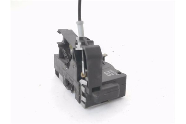 Recambio de cierre electromagnetico delantero izquierdo para opel corsa c 1.7 dti referencia OEM IAM 5133077  
