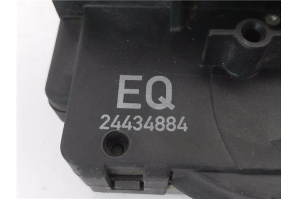 Recambio de cierre electromagnetico delantero izquierdo para opel corsa c 1.7 dti referencia OEM IAM 5133077  