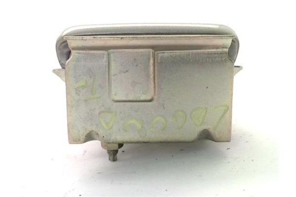 Recambio de maneta exterior porton para renault laguna ii (bg0) 1.9 dci (bg1a, bg1w) referencia OEM IAM 7701472930  