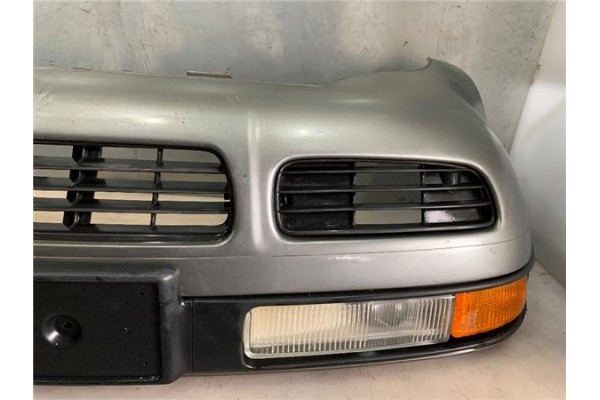Recambio de paragolpes delantero para audi 80 berlina/avant 2.6 básico avant referencia OEM IAM 8A0807103H  