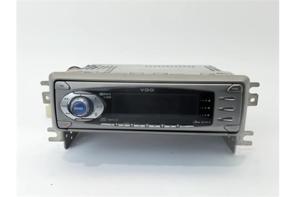 Recambio de autoradio para kia carens (rs) 2.0 crdi referencia OEM IAM   