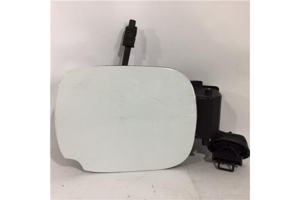 Recambio de tapa exterior combustible para renault clio iii 1.2 referencia OEM IAM 8200383466 8200290092 