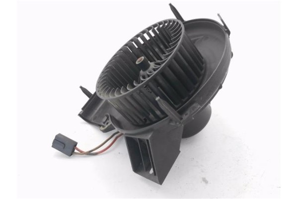 Recambio de motor calefaccion para opel corsa c 1.7 dti referencia OEM IAM 1845202  