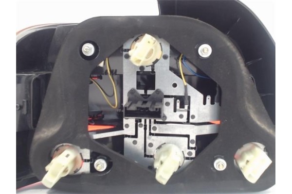 Recambio de piloto trasero derecho para bmw serie 5 berlina (e39) 3.0 530i referencia OEM IAM 86190001051  