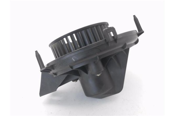 Recambio de motor calefaccion para opel corsa c 1.7 dti referencia OEM IAM 1845202  