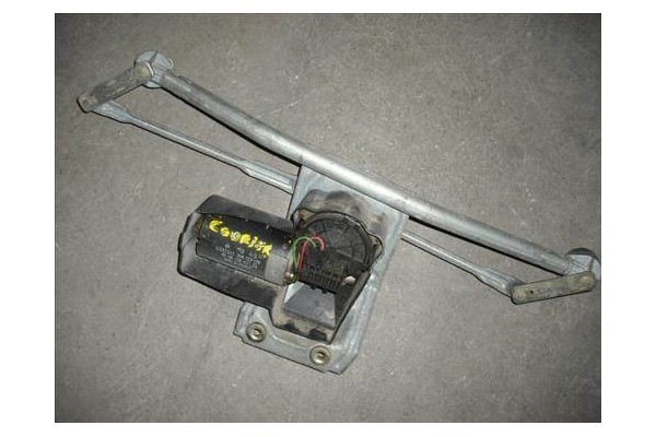 Recambio de motor limpiaparabrisas delantero para ford courier 1.8 d referencia OEM IAM  0 390 241 306 CEP 