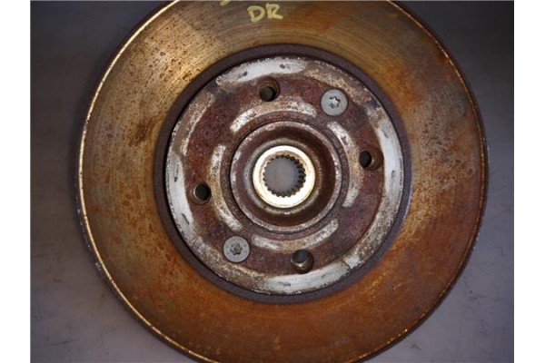 Recambio de mangueta delantero derecha para renault clio iv 0.9 limited referencia OEM IAM 400143684R 400140589R 