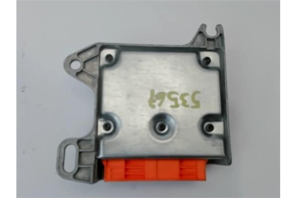 Recambio de centralita airbag para renault kangoo 4x4 1.9 rapid referencia OEM IAM 8200381660 605044700 
