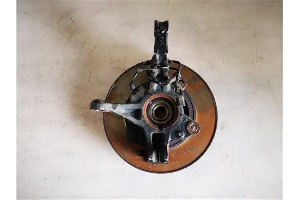 Recambio de mangueta delantero izquierda para renault clio iv 0.9 limited referencia OEM IAM 400151651R 400156124R 