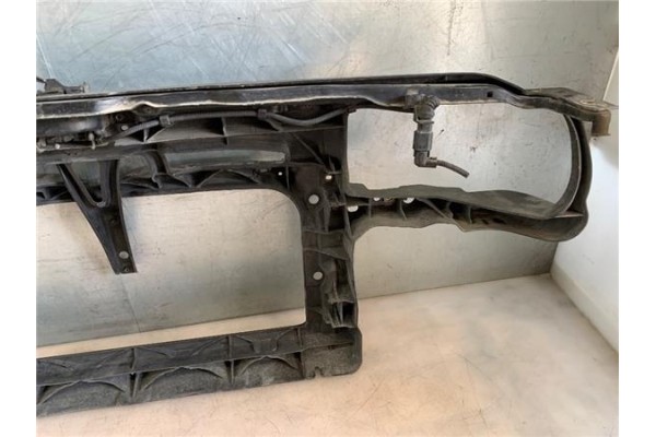 Recambio de frente delantero para volkswagen golf iv berlina (1j1) 1.6 referencia OEM IAM 1J0805588T  