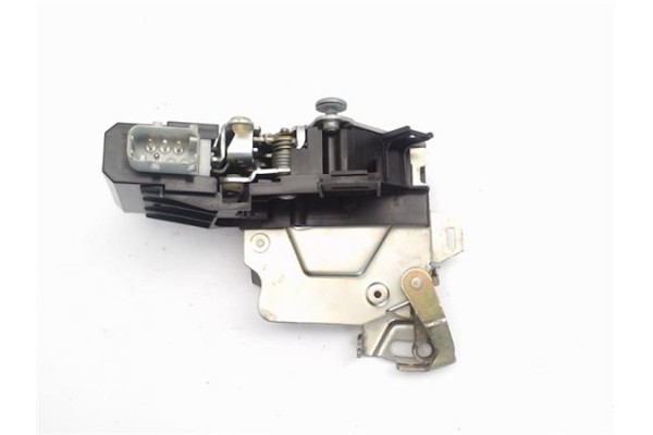 Recambio de cierre electromagnetico delantero derecho para bmw serie 5 berlina (e39) 3.0 530i referencia OEM IAM 51218235104  